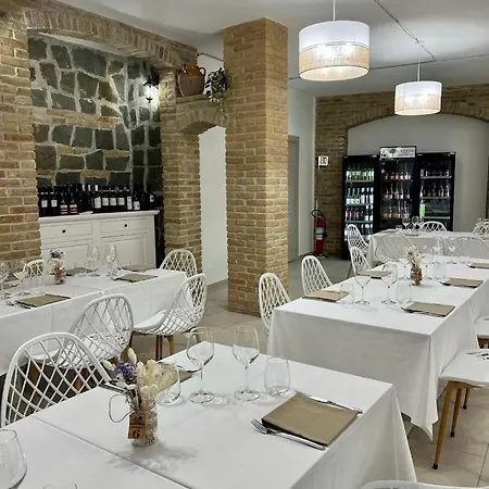 Tenuta San Tommaso Couette-café Pisticci